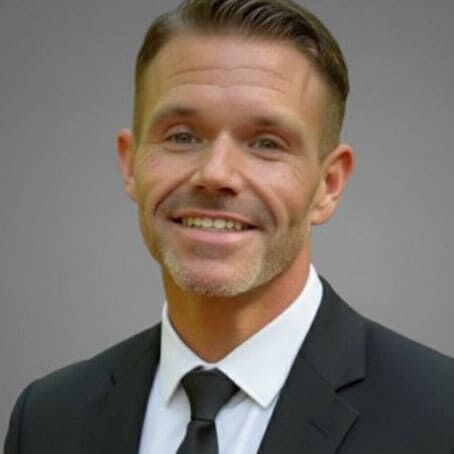 larry_petta_headshot